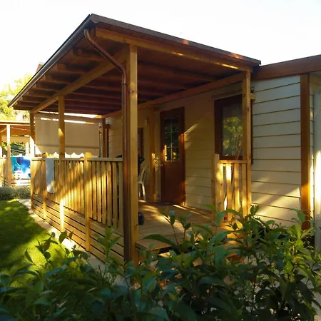 Parco vacanze Villaggio Calypso *