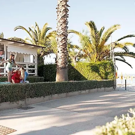 Villaggio Calypso פארק נופש