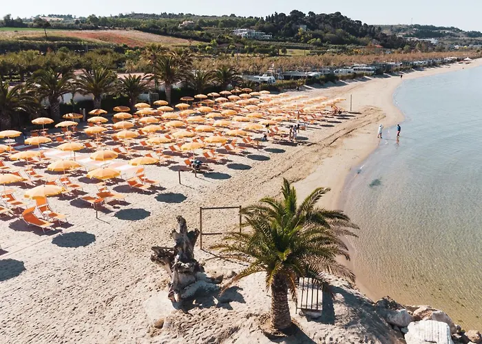 Parco vacanze Villaggio Calypso *